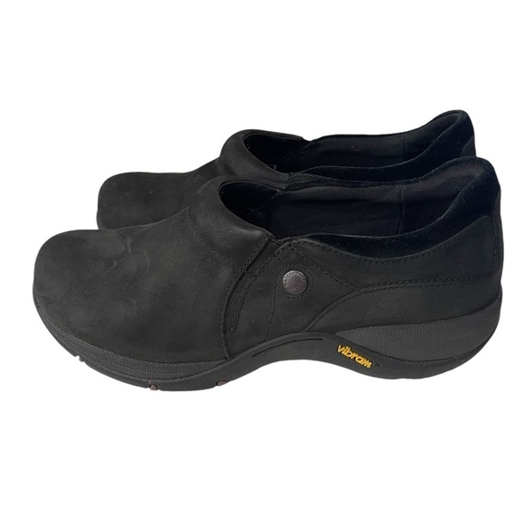 Dansko Women’s Euro size 38 U.S. Size 7.5-8 Style Patti Black Nubuk Vibram soft - Picture 3 of 7